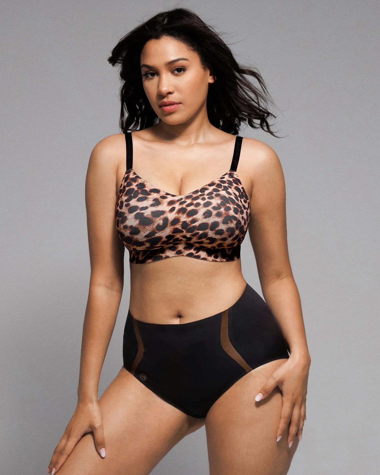 Bare Essentials™ Cream Touch™ Smoothing Wireless Bra